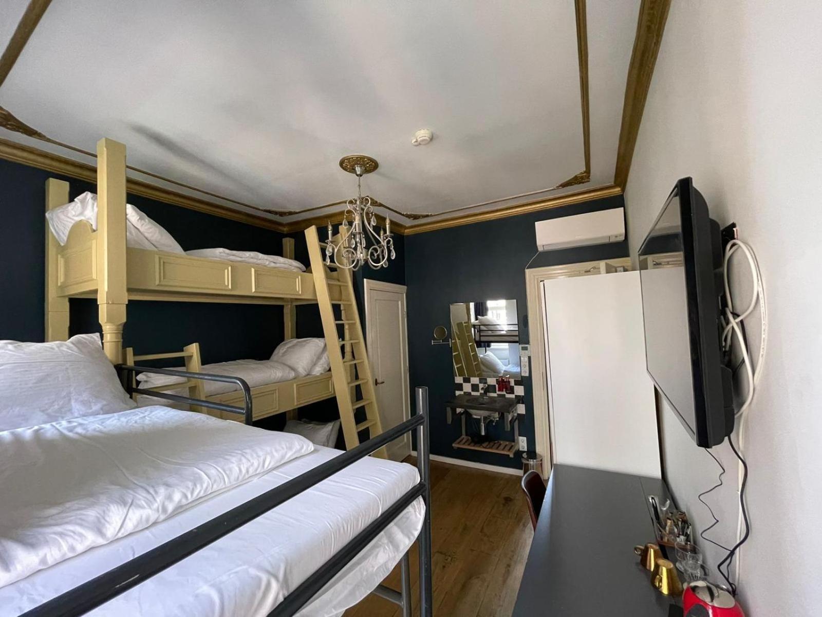 Amsterdam Rembrandt Square City Center Hotel ภายนอก รูปภาพ